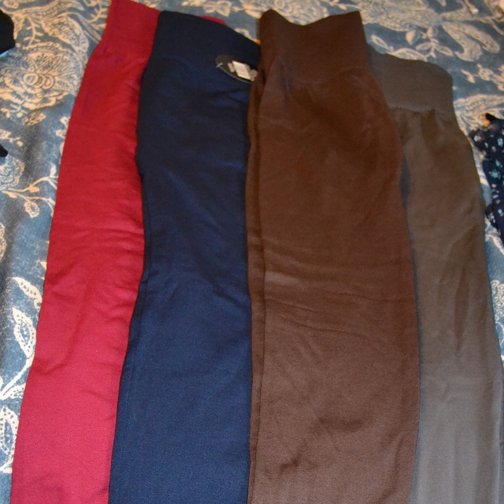 🌟Final Markdown 🌟4 fleece lined leggings NWT